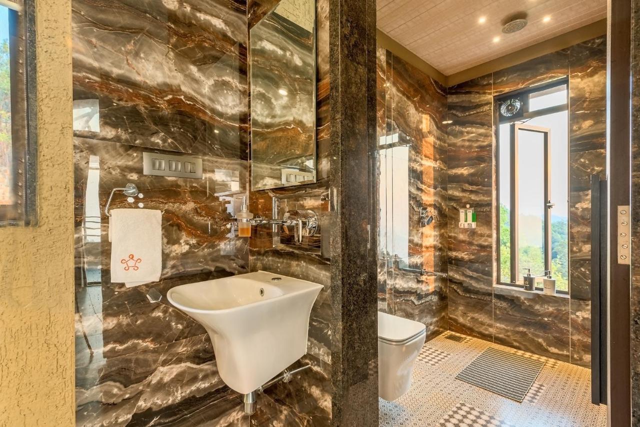Saffronstays Heavone Trio, Лонавала Екстериор снимка